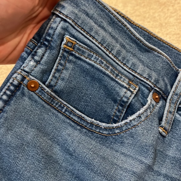 Madewell Stovepipe Jeans in Dearham Wash - Picture 3 of 15